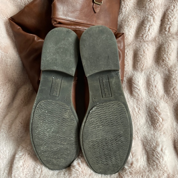 American Eagle brown tall boots. - Picture 5 of 7